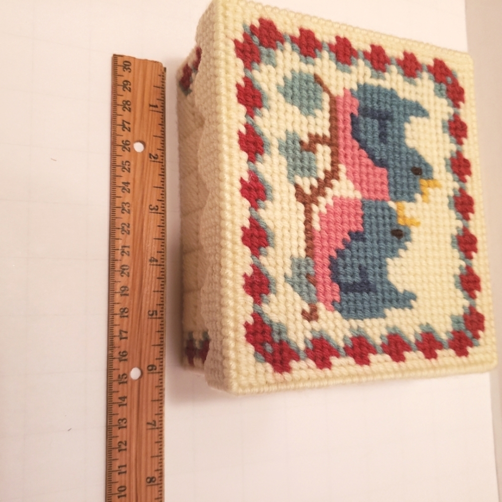 HAND CRAFTED Bluebird Box Needlepoint - Picture 6 of 9